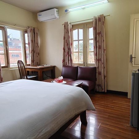 Rooftop Studio And 2Bhk Apartments In Kathmandu'S Most Happening Place Extérieur photo