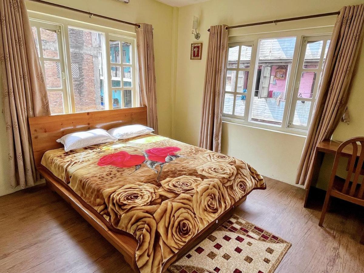 Rooftop Studio And 2Bhk Apartments In Kathmandu'S Most Happening Place Extérieur photo