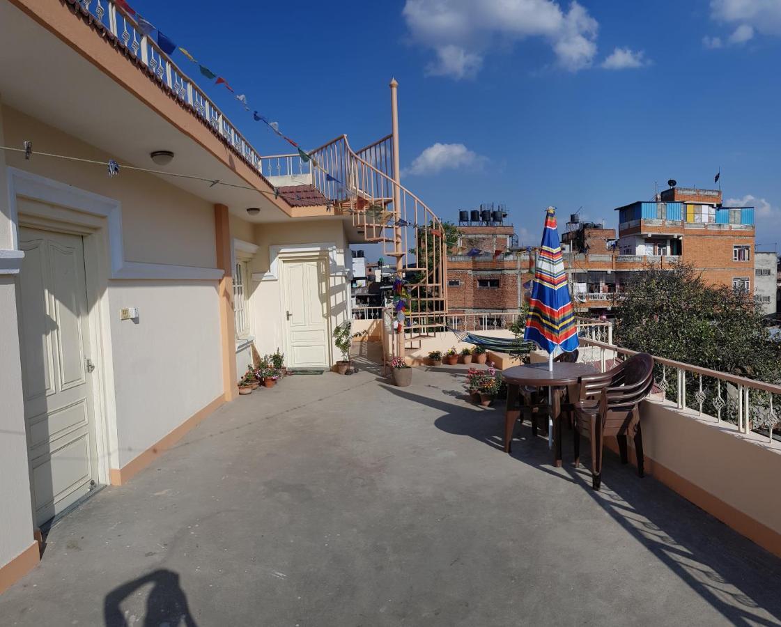 Rooftop Studio And 2Bhk Apartments In Kathmandu'S Most Happening Place Extérieur photo